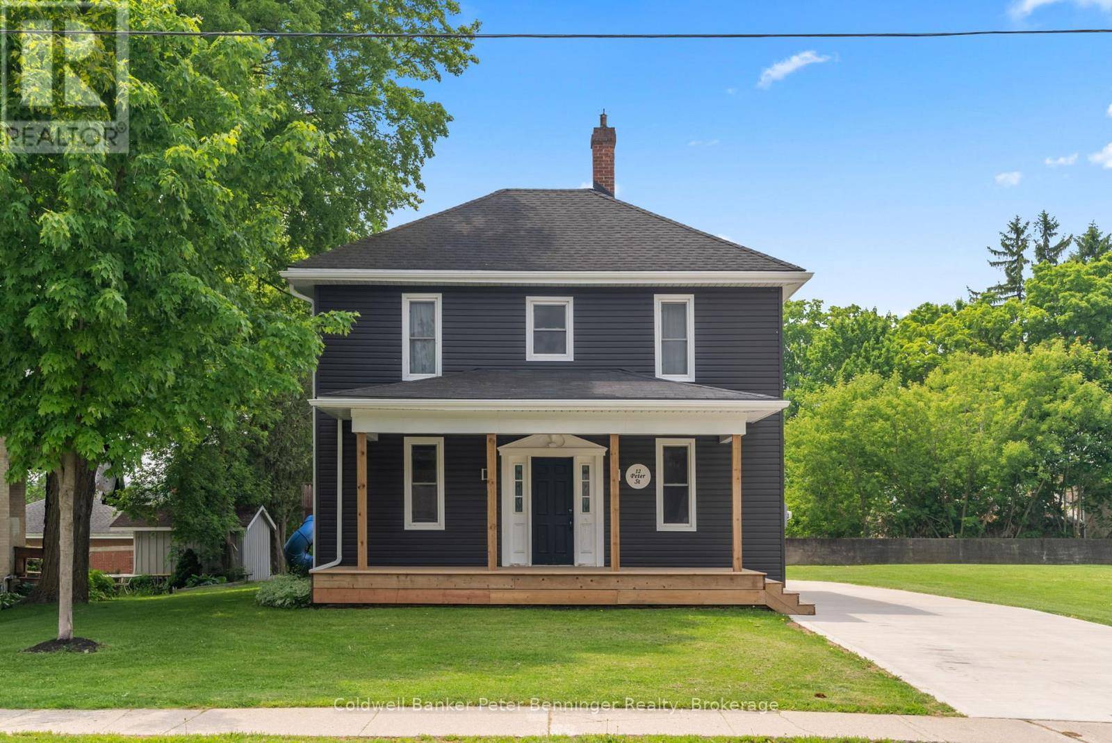 South Bruce, ON N0G2J0,12 PETER STREET S