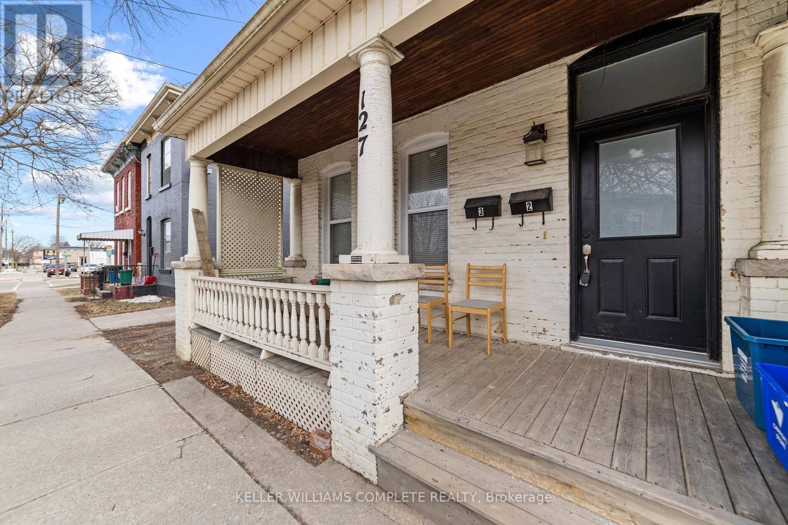 Brantford, ON N3T3G2,127 WEST STREET