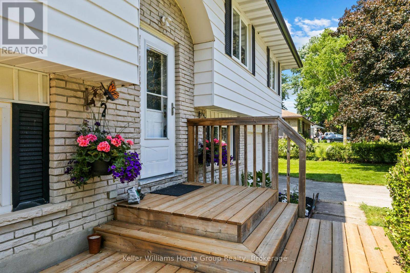 Guelph/eramosa, ON N0B1B0,7392 WELLINGTON RD 51 ROAD