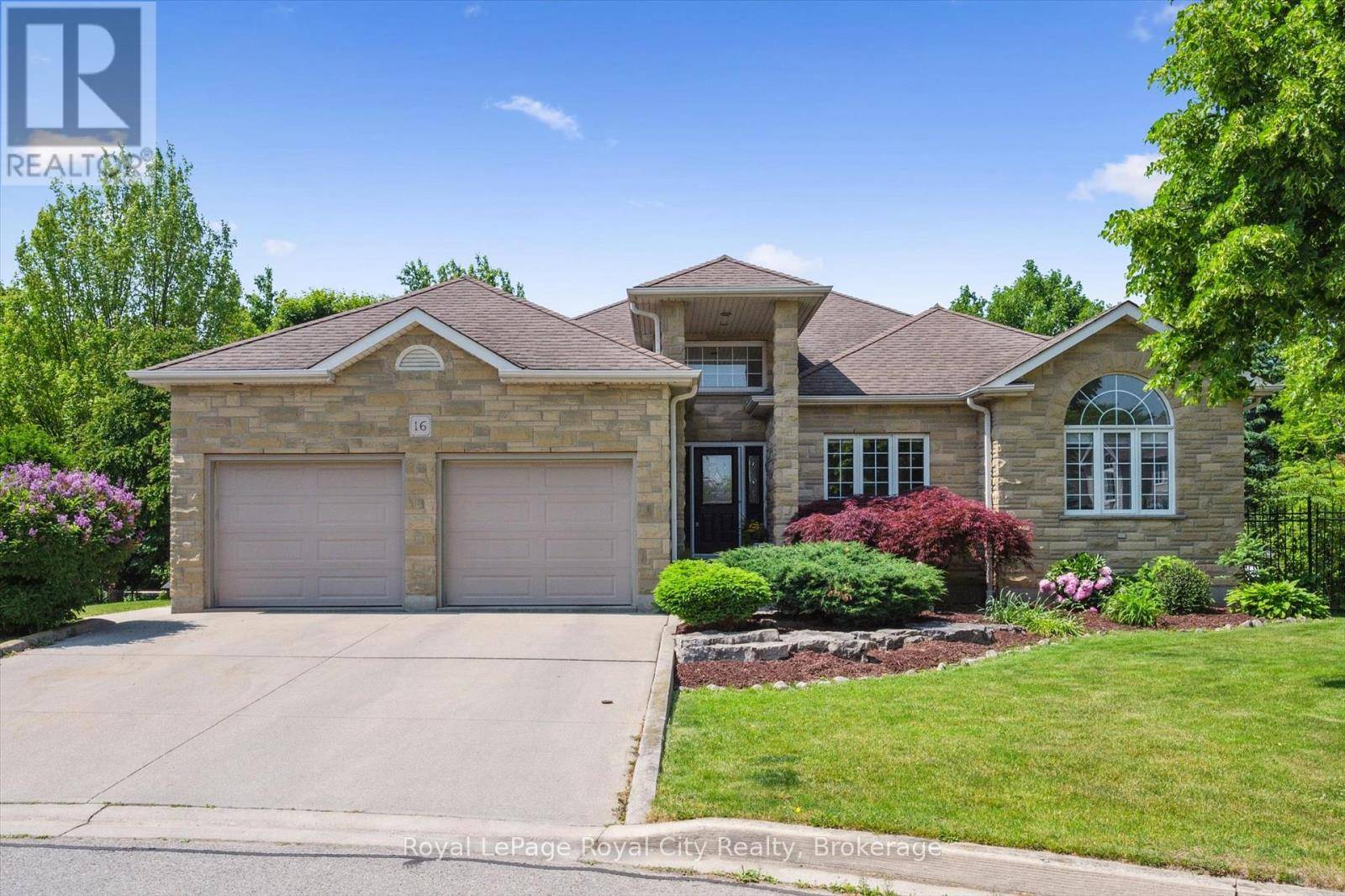 Guelph (pineridge/westminster Woods), ON N1L1K3,16 ELDERBERRY COURT