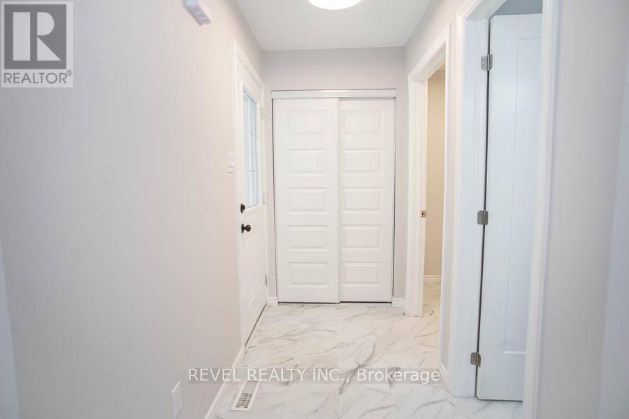 Brantford, ON N3T6J3,93 D'AUBIGNY ROAD