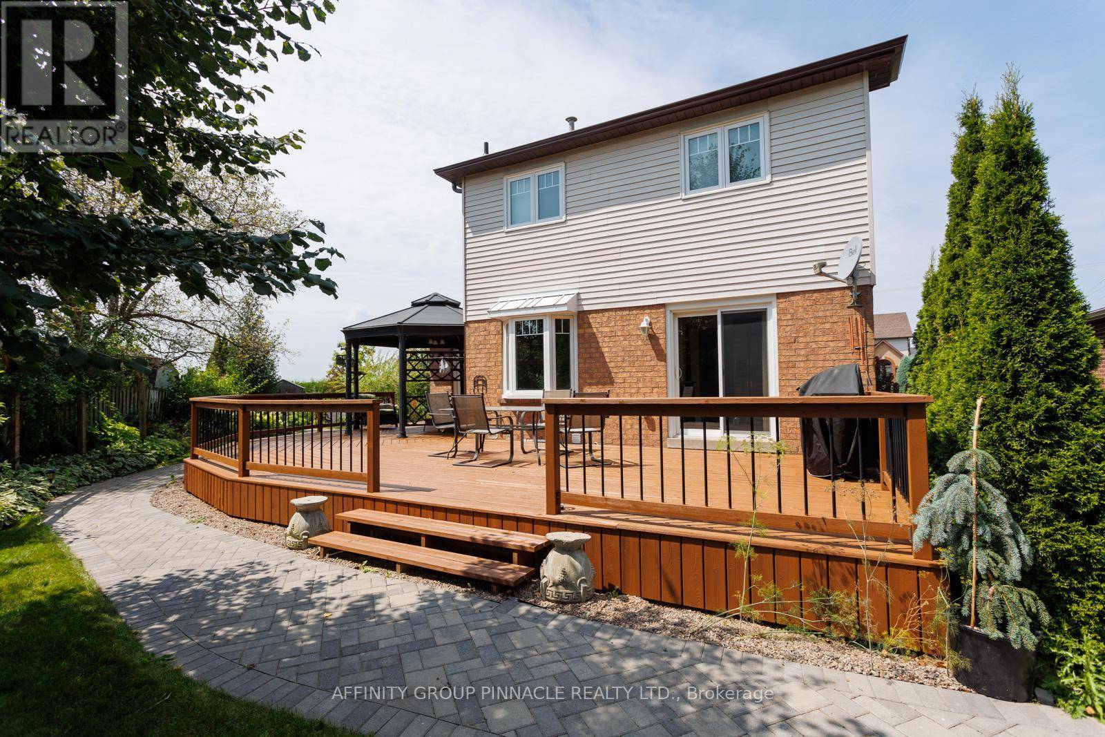 Kawartha Lakes (lindsay), ON K9V6E3,257 ST JOSEPH ROAD