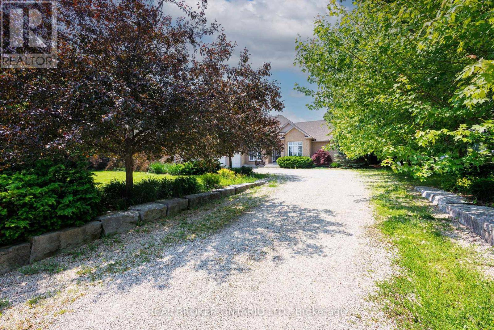 Centre Wellington (fergus), ON N1M3N5,775 DIANNE CRESCENT