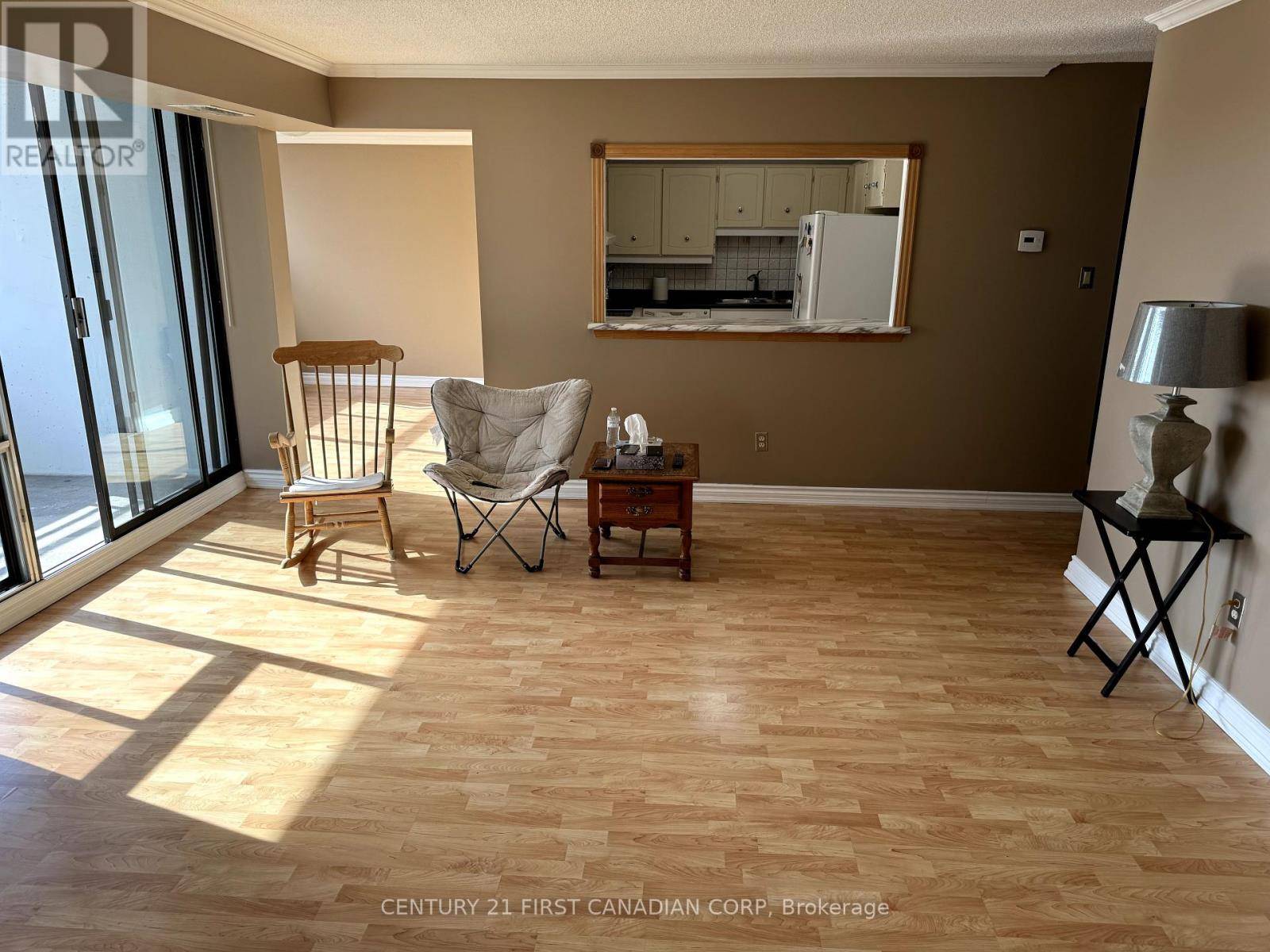 London East (east K), ON N6B3L6,380 King ST #1105