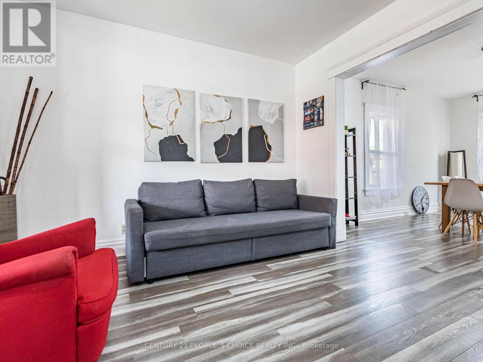 Niagara Falls (clifton Hill), ON L2G1A9,5001 KITCHENER STREET