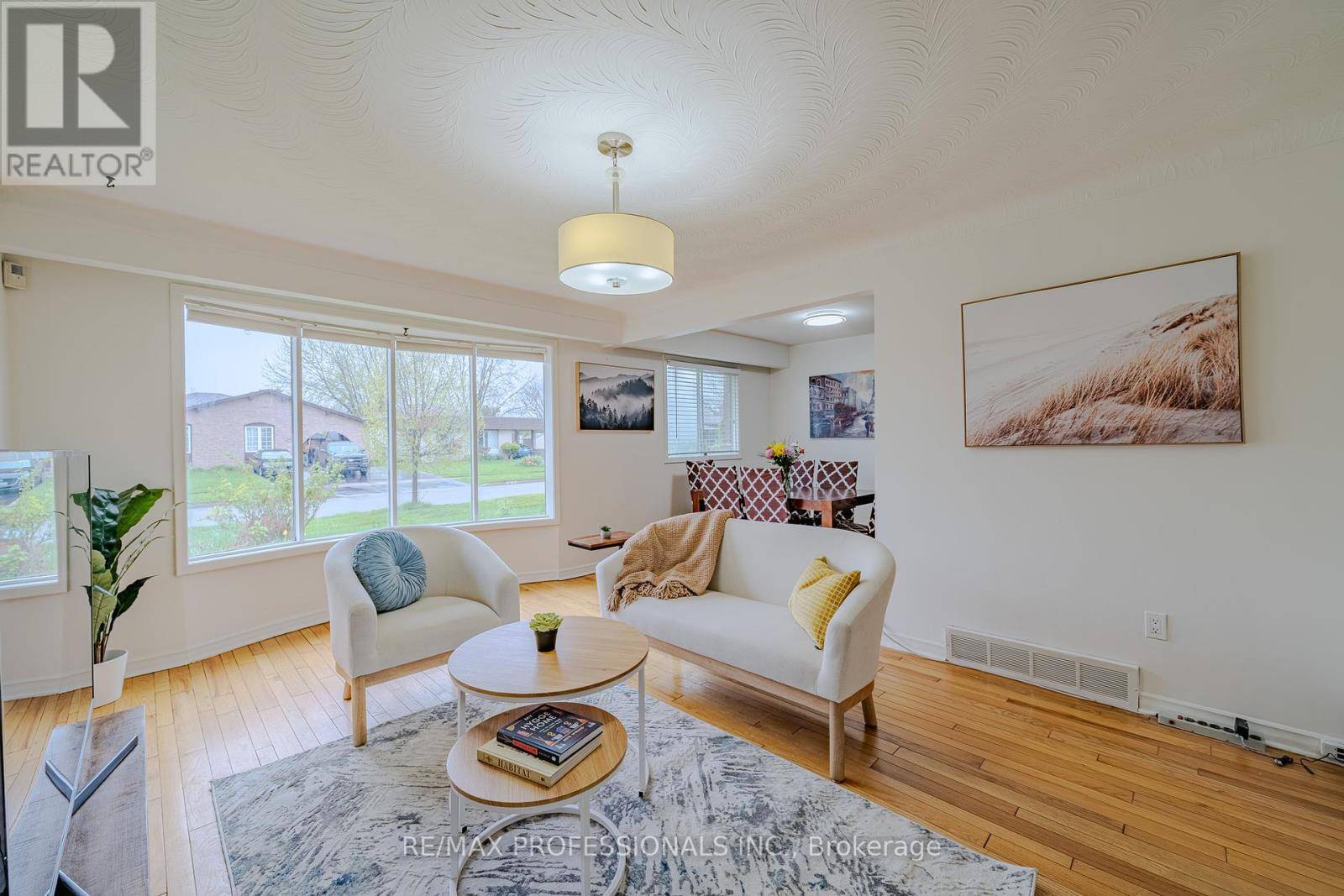 Niagara Falls (casey), ON L2J3R2,7248 CASEY STREET