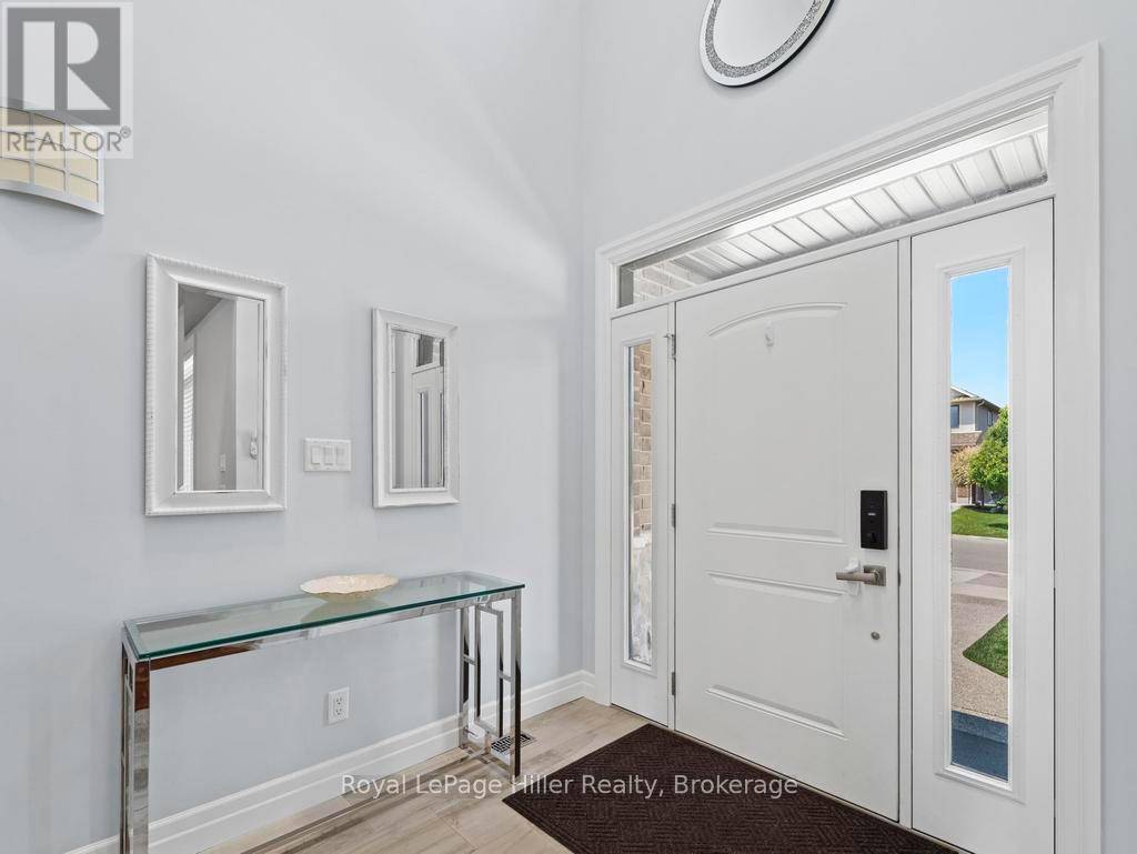 Stratford, ON N5A0B9,65 THOMAS STREET