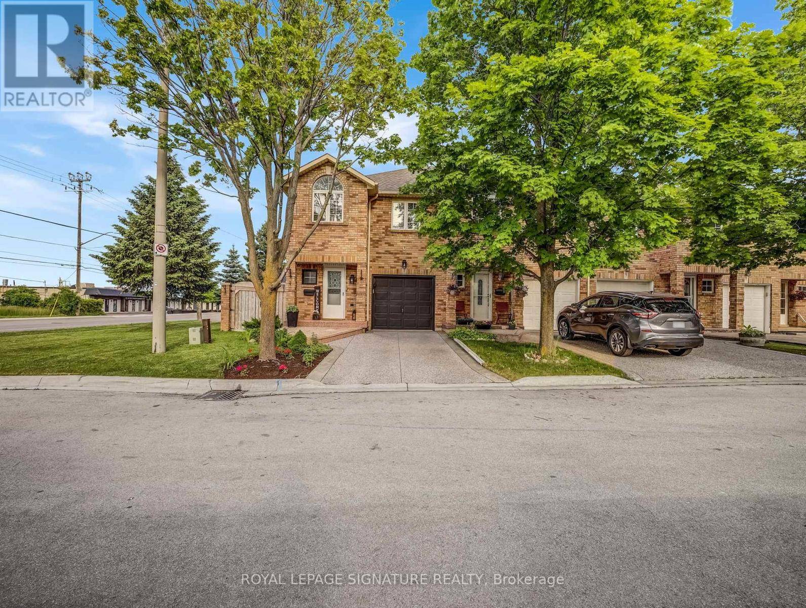 Hamilton (stoney Creek), ON L8E5W7,1 VULCAN COURT S