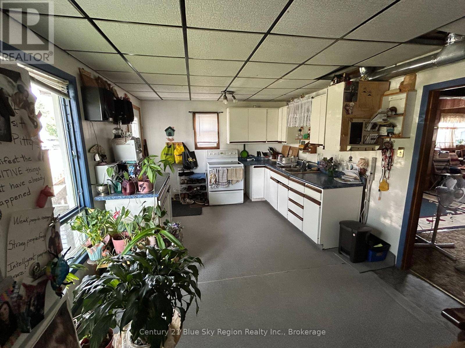 North Bay (central), ON P1B5N4,912 GALT STREET