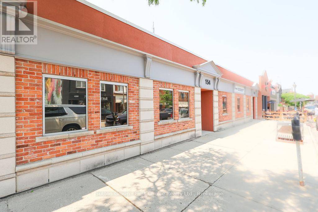 Stratford, ON N5A1X1,154 DOWNIE STREET