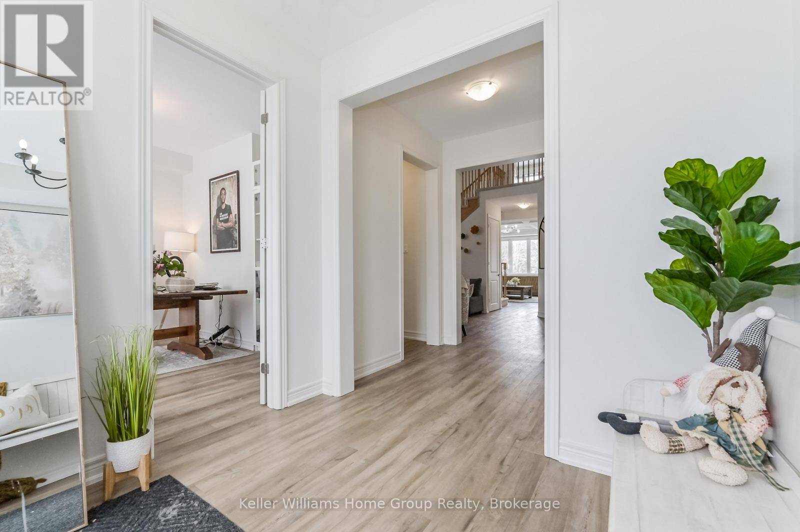 Centre Wellington (fergus), ON N1M0G9,136 HARPIN WAY E