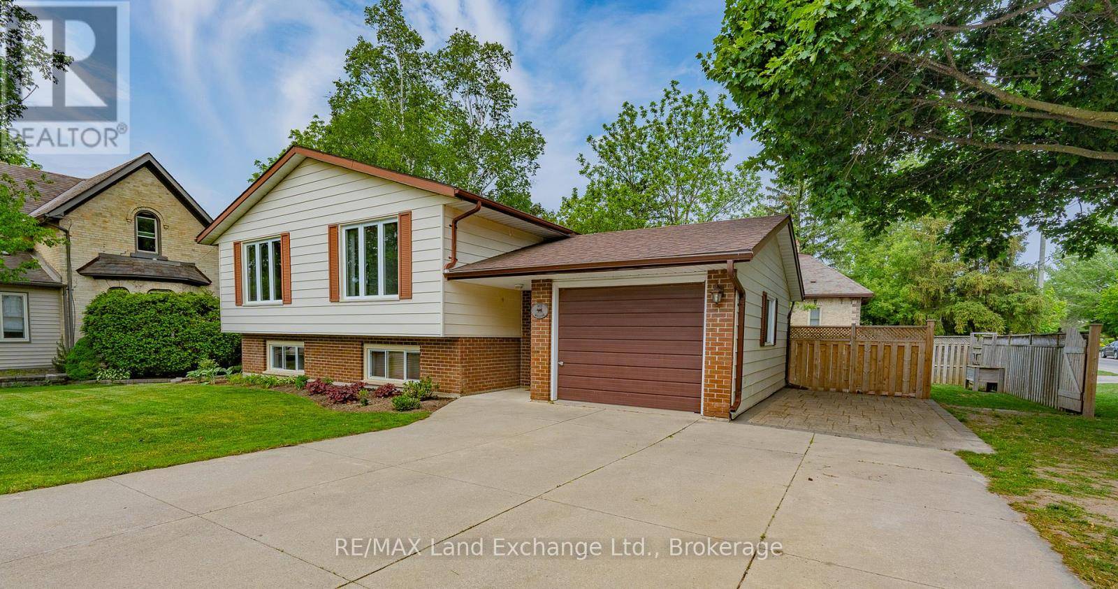 Kincardine, ON N2Z2H1,970 WILLIAM STREET