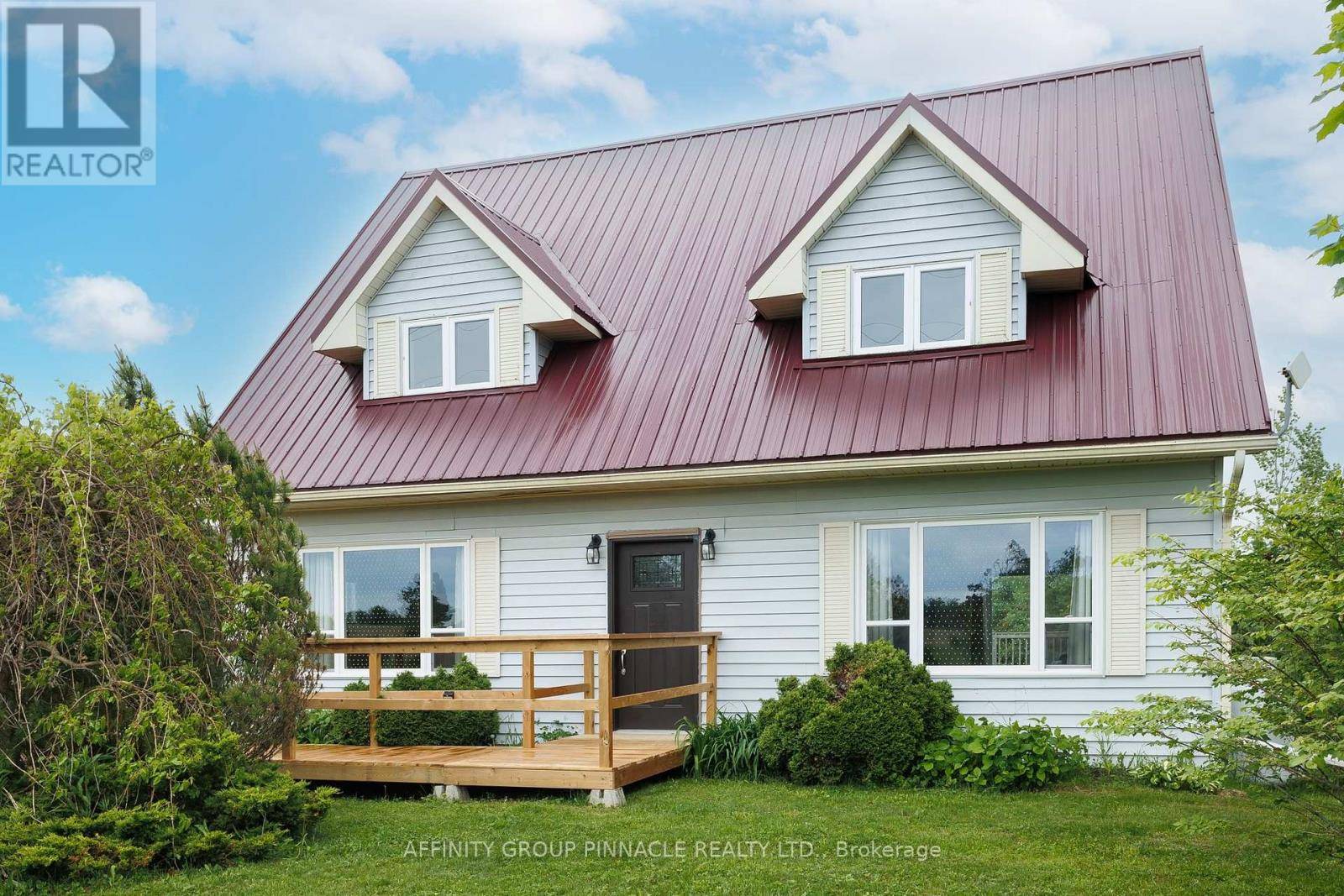 Kawartha Lakes (mariposa), ON K0M2T0,730 THE GLEN ROAD