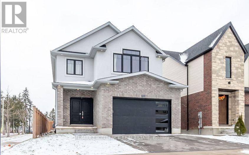 London South (south U), ON N6M0G9,3023 DOYLE DRIVE