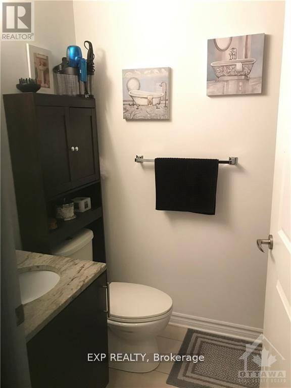 Ottawa, ON K2P1B5,429 KENT ST #311