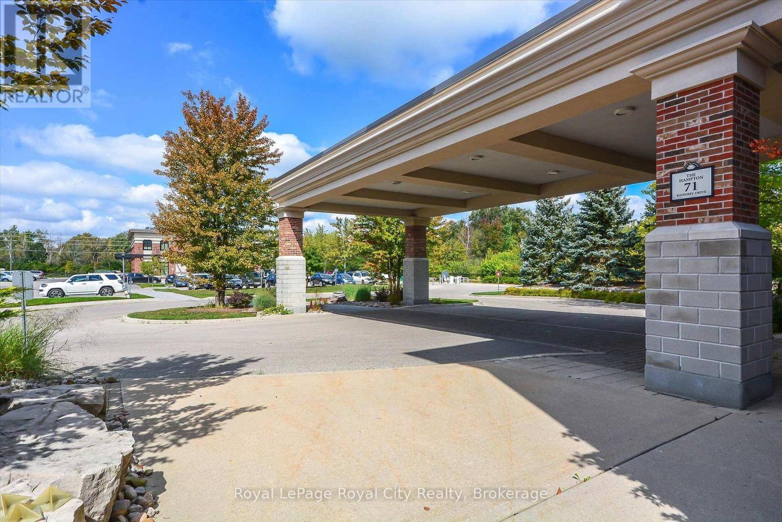 Guelph (village By The Arboretum), ON N1G5K9,71 Bayberry DR #112