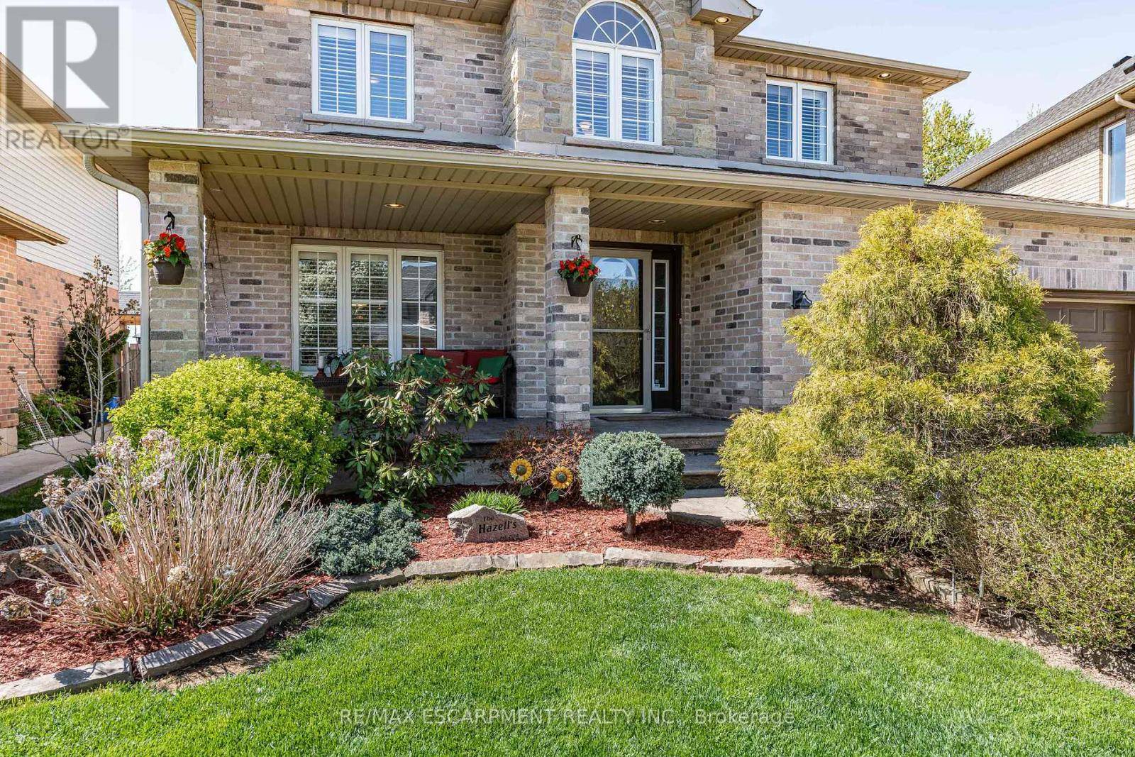 Hamilton (stoney Creek), ON L8J3Y6,28 EDGECROFT CRESCENT