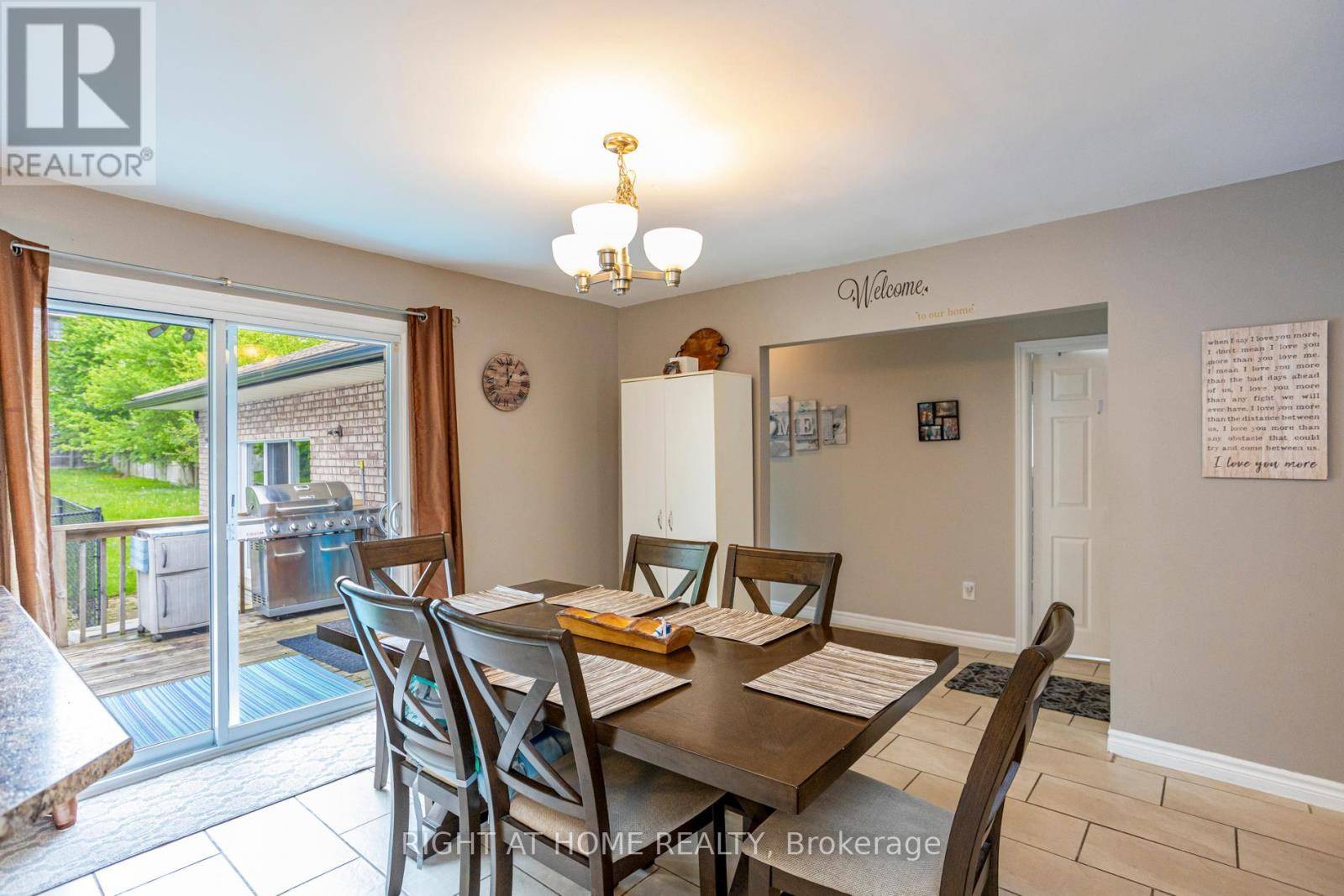 London South (south O), ON N6J2W2,594 GORDON AVENUE