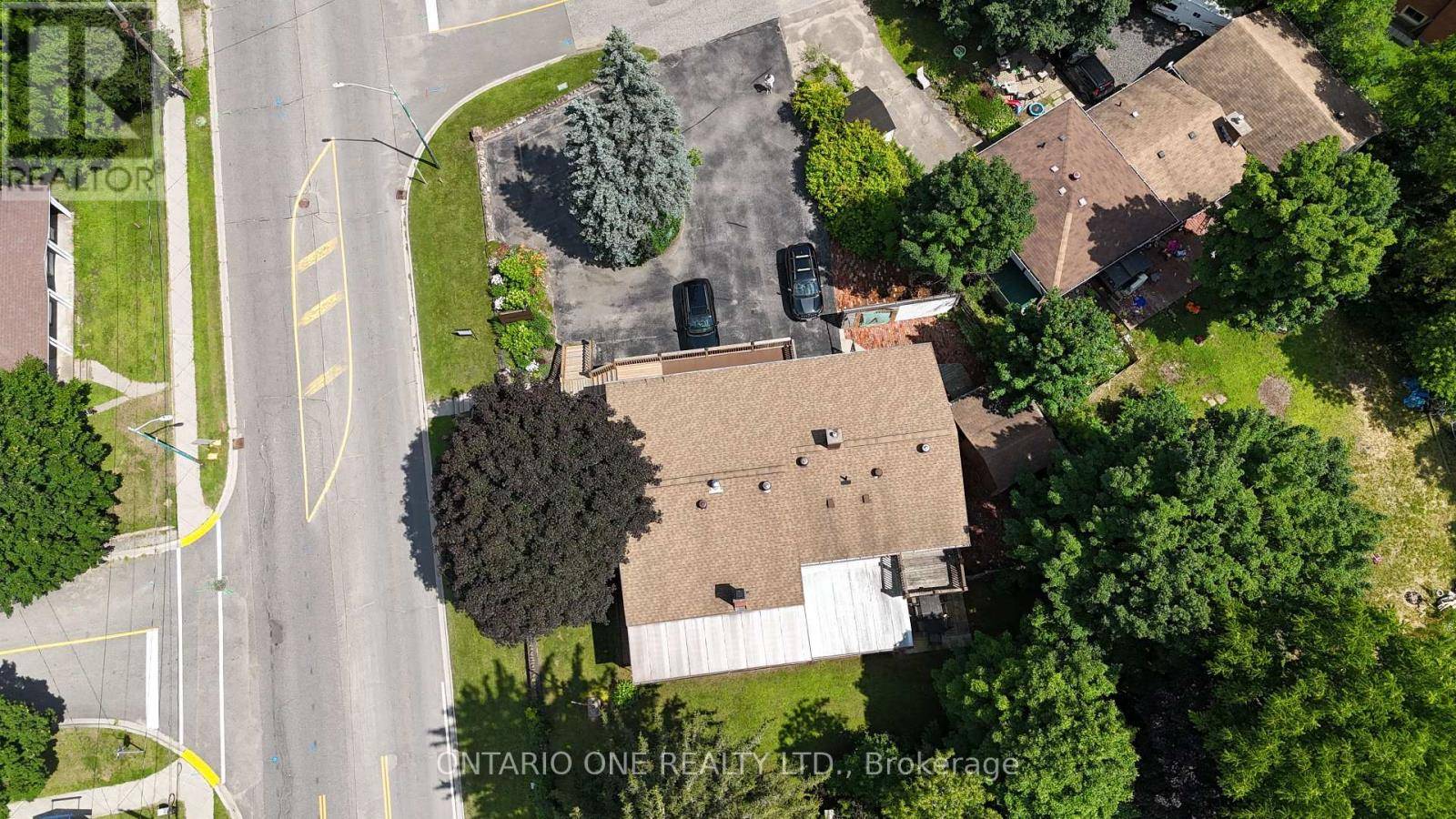 Gravenhurst (muskoka (s)), ON P1P1G7,811 BAY STREET