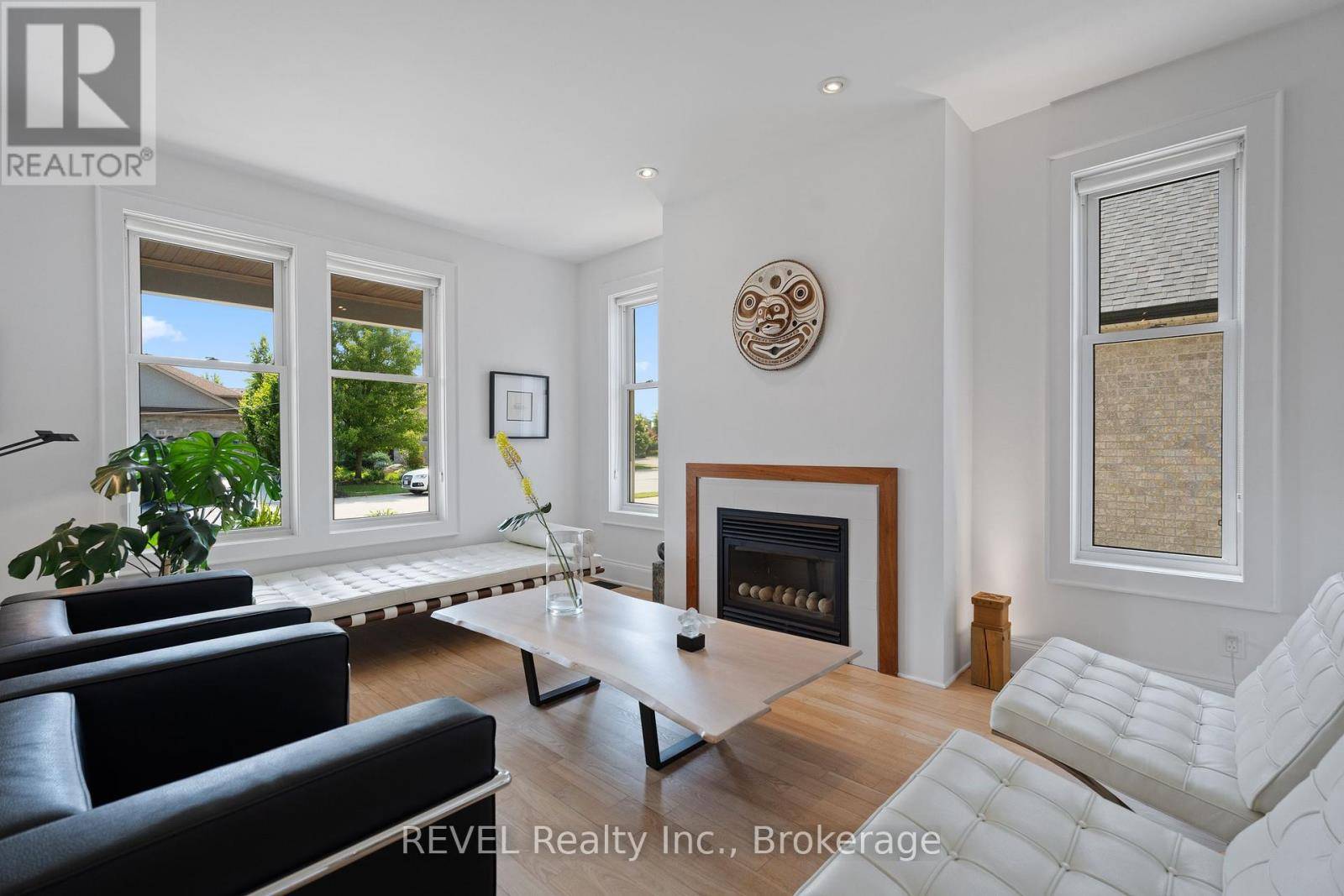 Niagara-on-the-lake (virgil), ON L0S1T0,34 RAIANA DRIVE