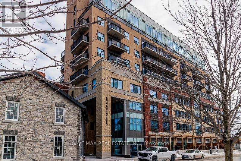 Kingston (central City East), ON K7L1E5,652 Princess ST #917