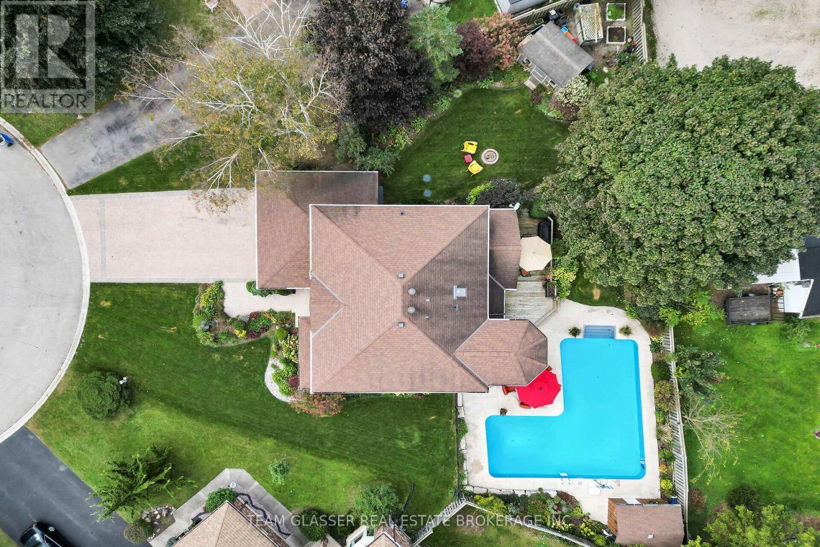 Middlesex Centre (delaware Town), ON N0L1E0,33 HILLCREST COURT