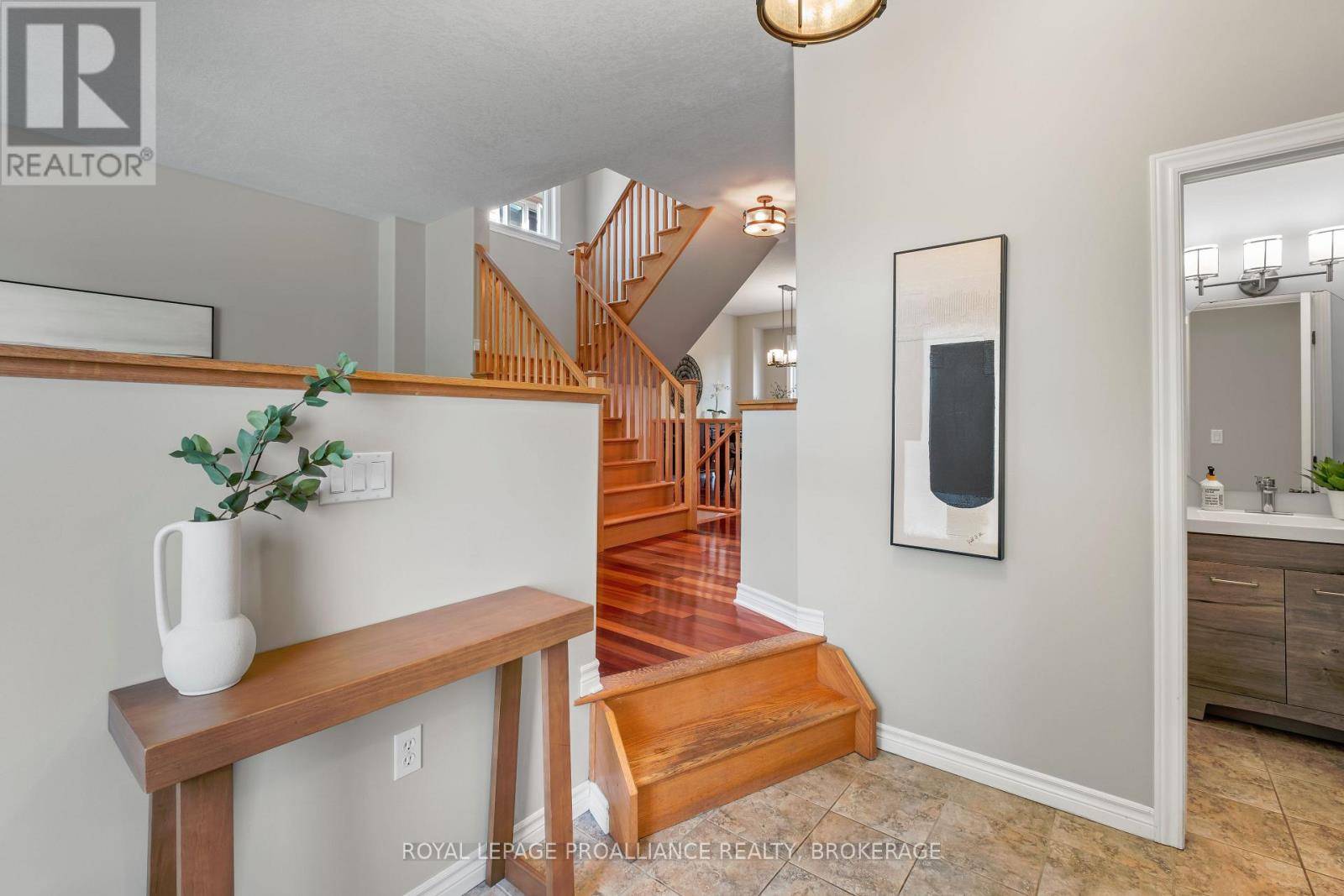 Kingston (city Northwest), ON K7P3E3,414 CAVENDISH CRESCENT