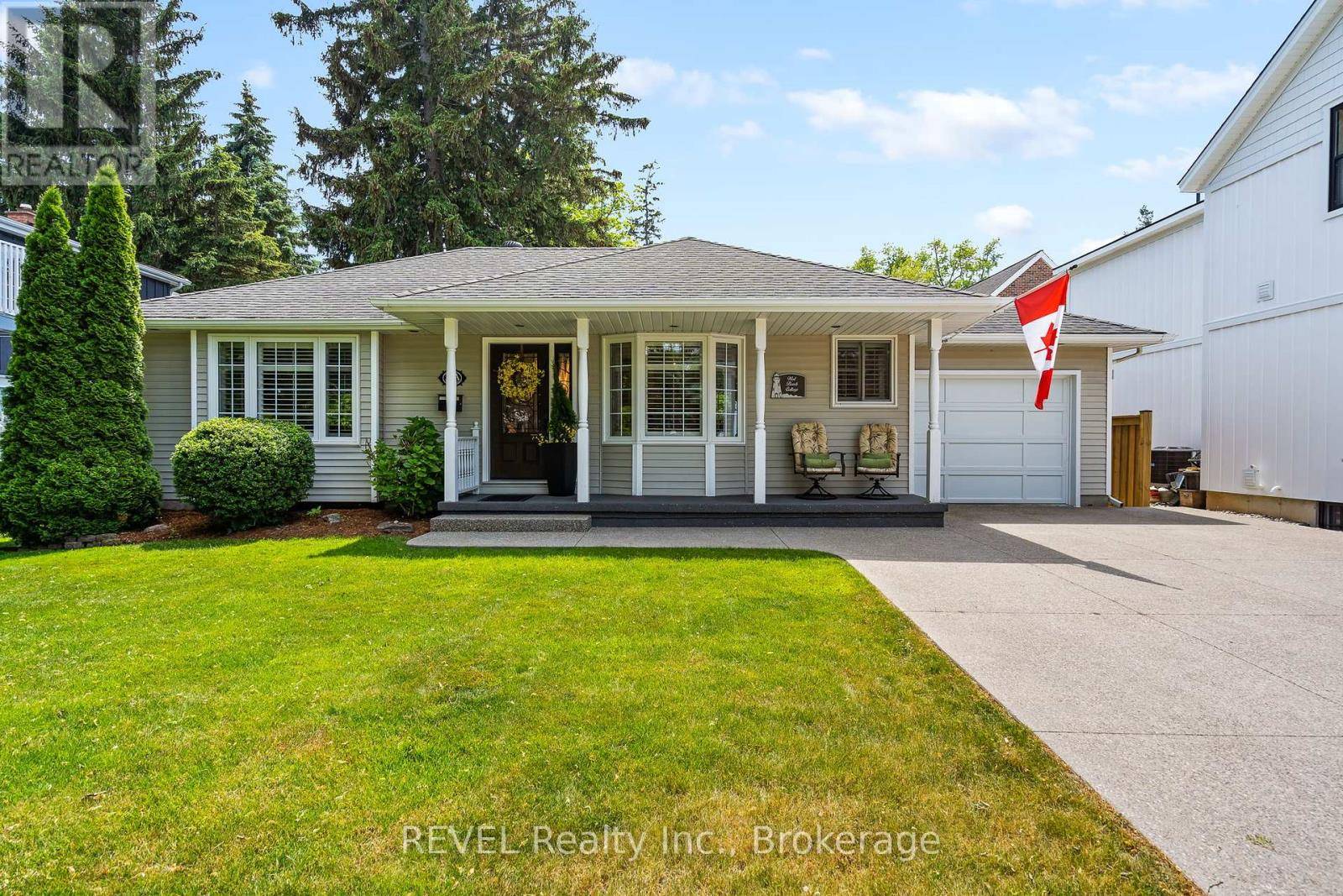St. Catharines (port Dalhousie), ON L2N5E1,29 A BROCK STREET