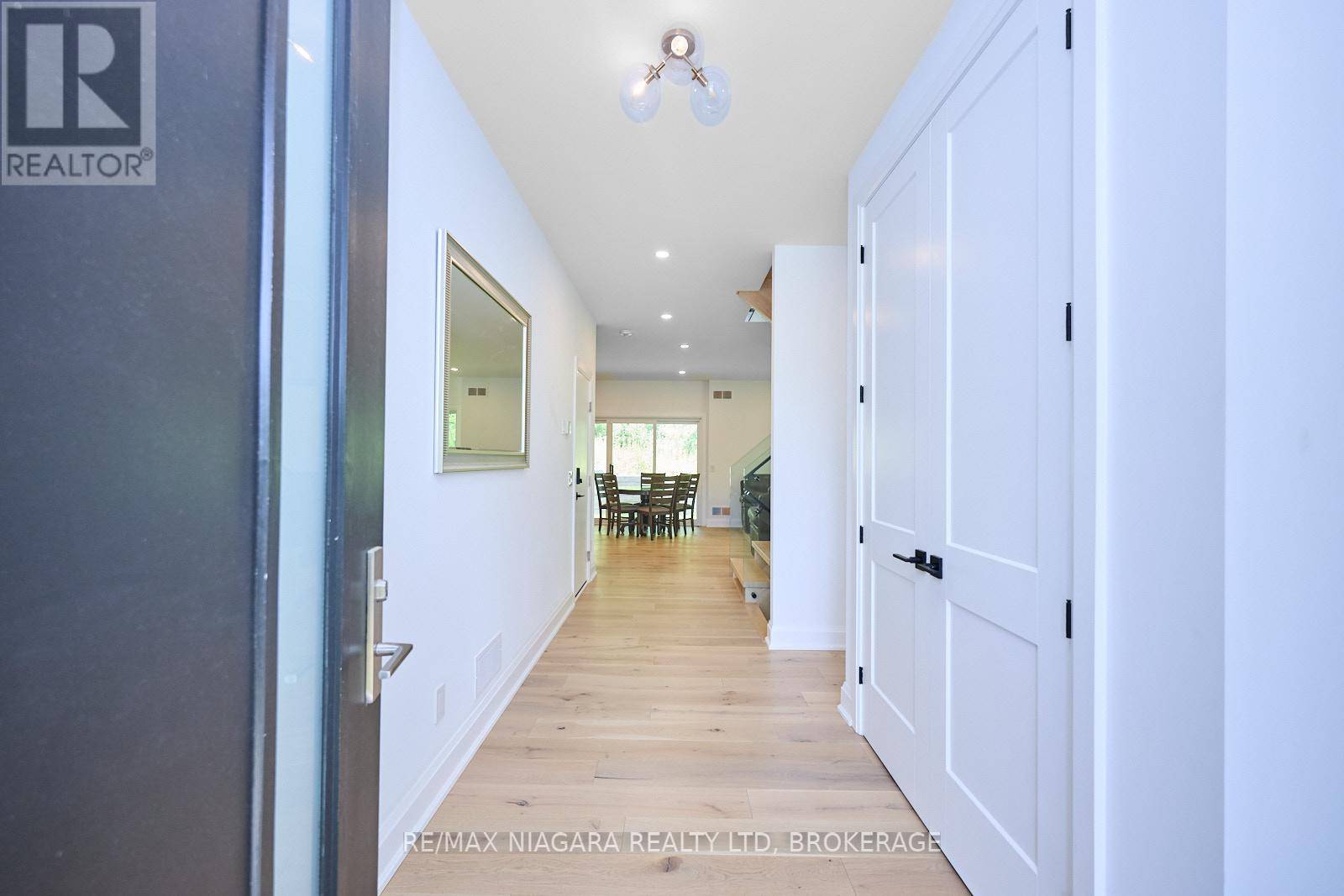 St. Catharines (grapeview), ON L2S3Y2,119 WELLAND VALE ROAD