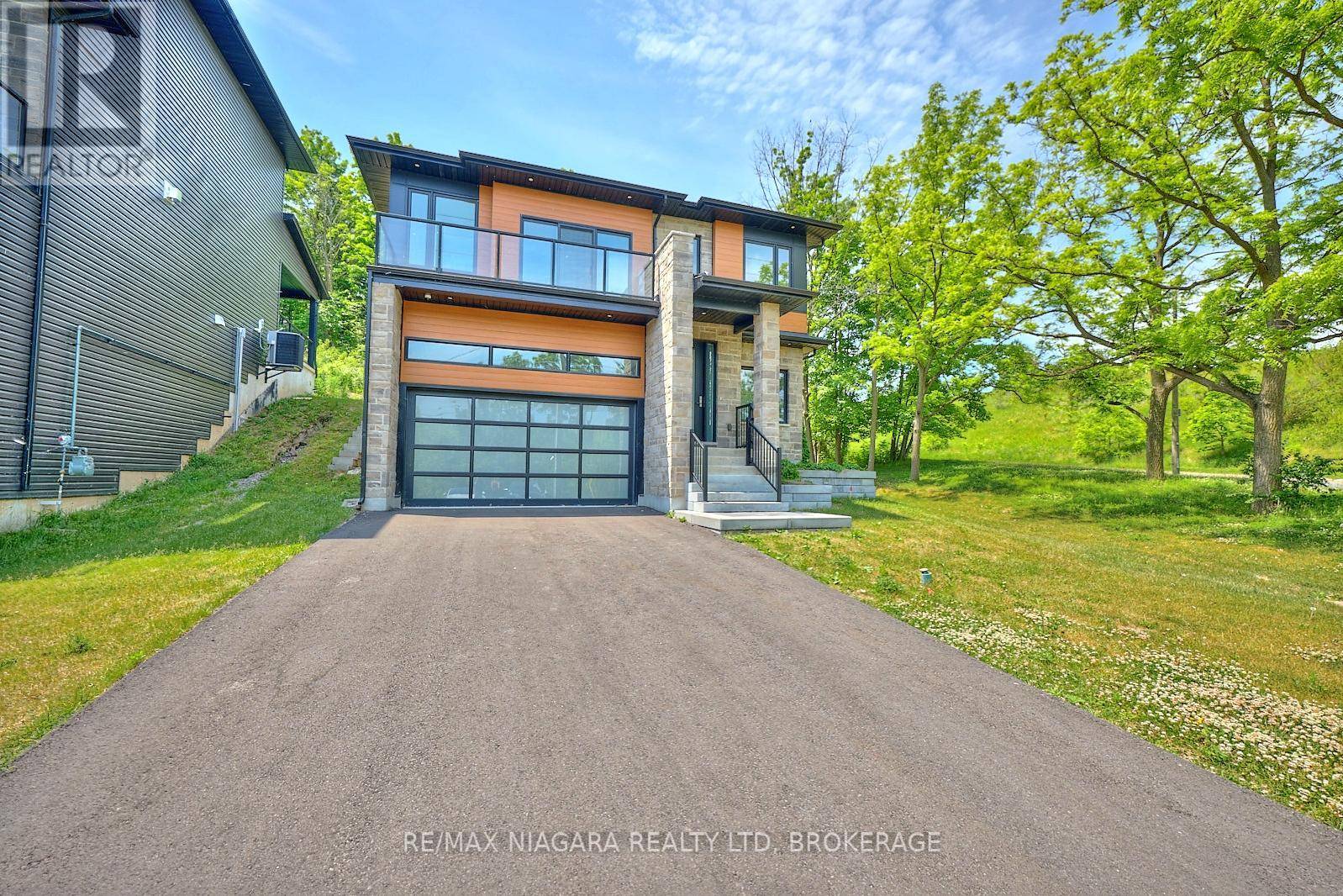 St. Catharines (grapeview), ON L2S3Y2,119 WELLAND VALE ROAD