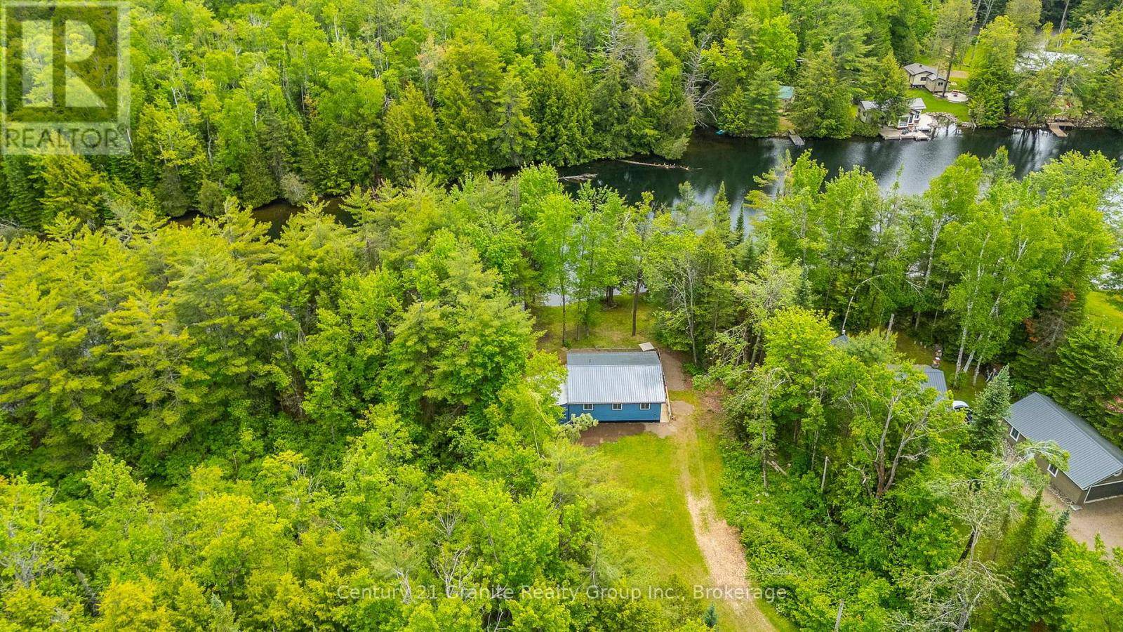 Kawartha Lakes (laxton/digby/longford), ON K0M2L0,86 BOYCE TRAIL