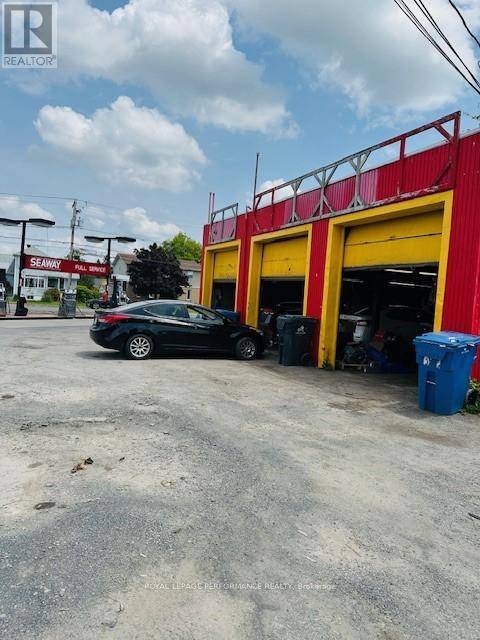 Cornwall, ON K6H1B1,3064 PITT STREET W