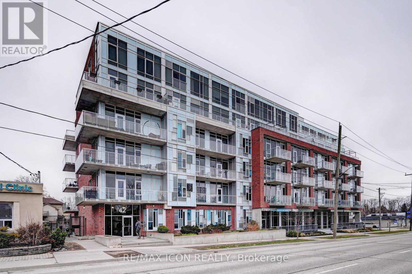 Waterloo, ON N2J0B3,42 Bridgeport RD East #203