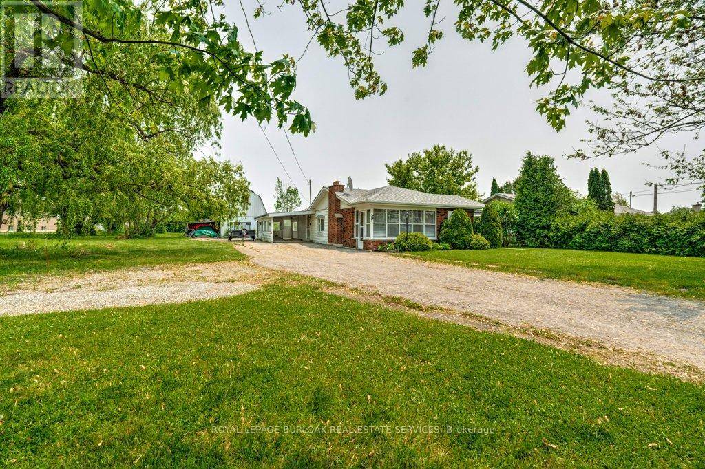Hamilton, ON L8J3J2,114 SECOND ROAD E