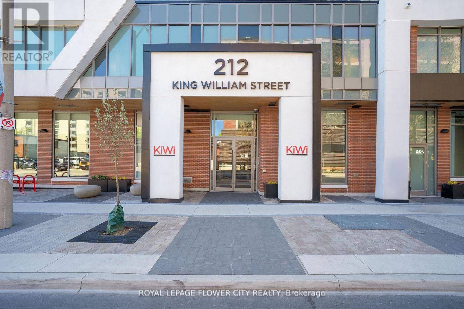 Hamilton (beasley), ON L8R0A7,212 King William ST South #907
