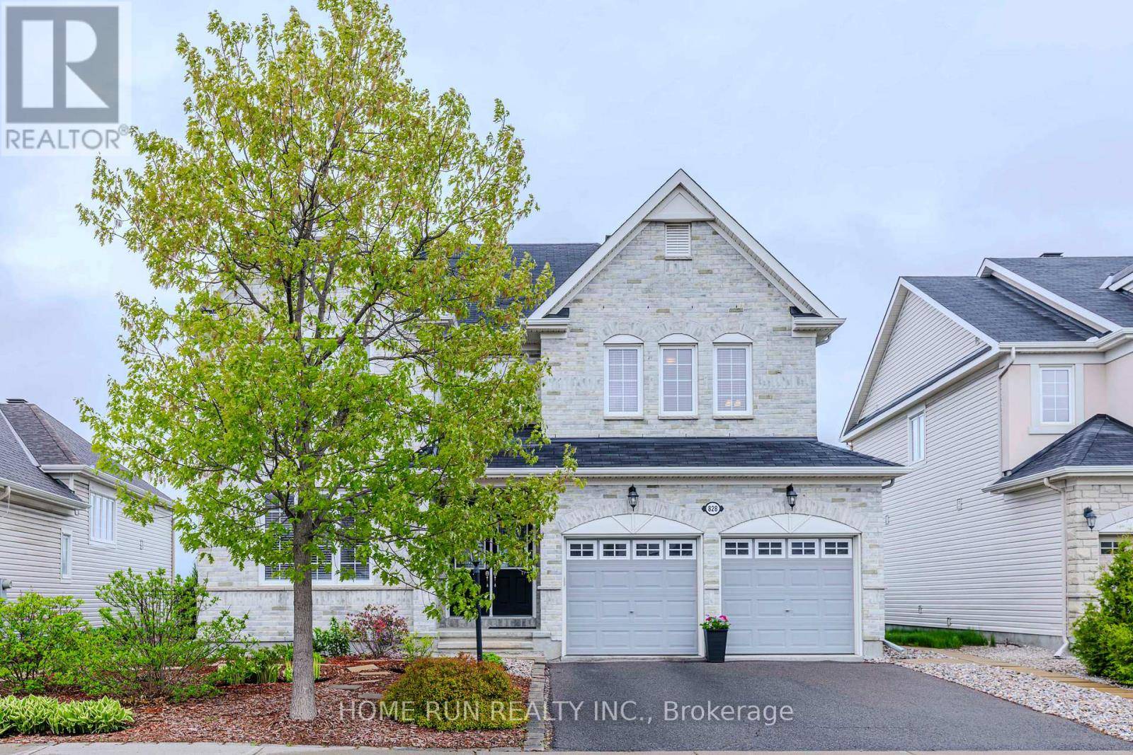 Ottawa, ON K2J5T9,828 KILBIRNIE DRIVE