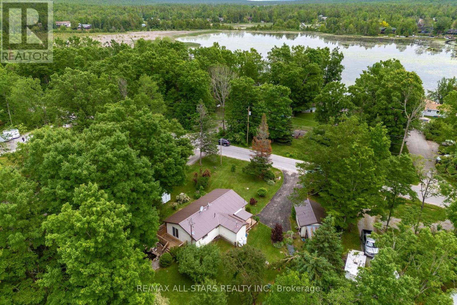 Trent Lakes, ON K0M1A0,93 NORTHERN AVENUE