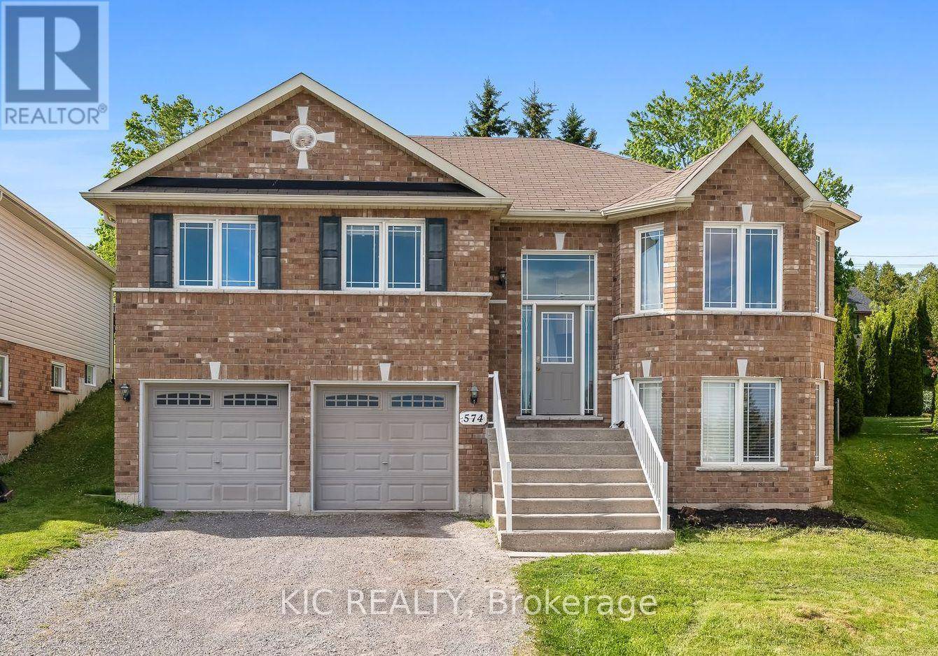 Peterborough West (south), ON K9K2S2,574 CLANCY CRESCENT