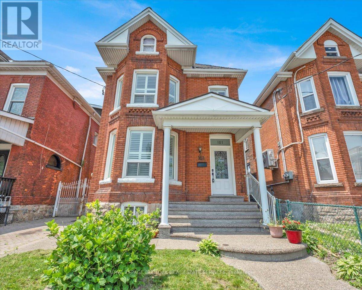 Hamilton (landsdale), ON L8L5V6,161 WENTWORTH STREET N