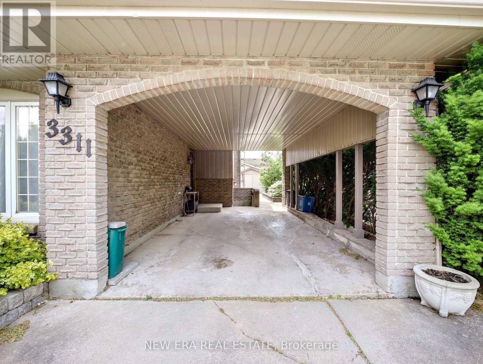 Niagara Falls (casey), ON L2J3R5,3311 FAIRWAY ROAD