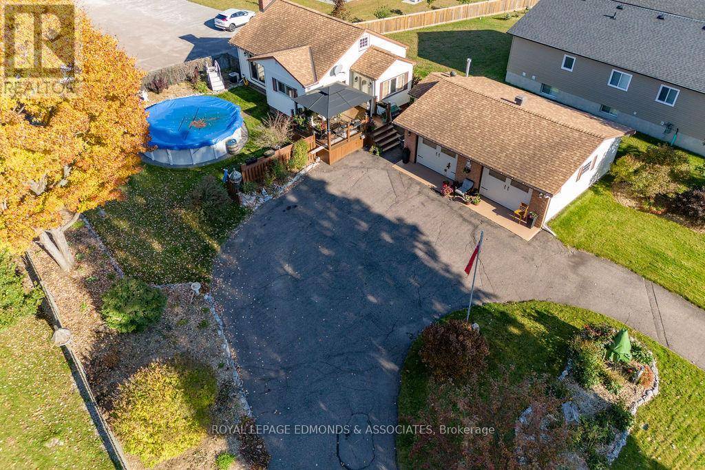 Pembroke, ON K8A6Z9,1315 BLAKELY CRESCENT W