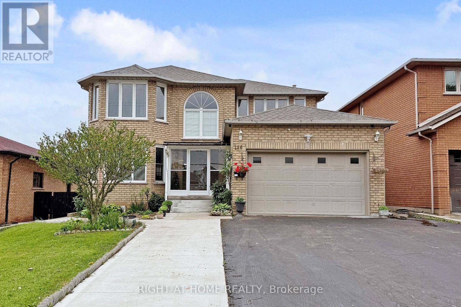 Hamilton (stoney Creek), ON L8E2A3,186 GREEN ROAD