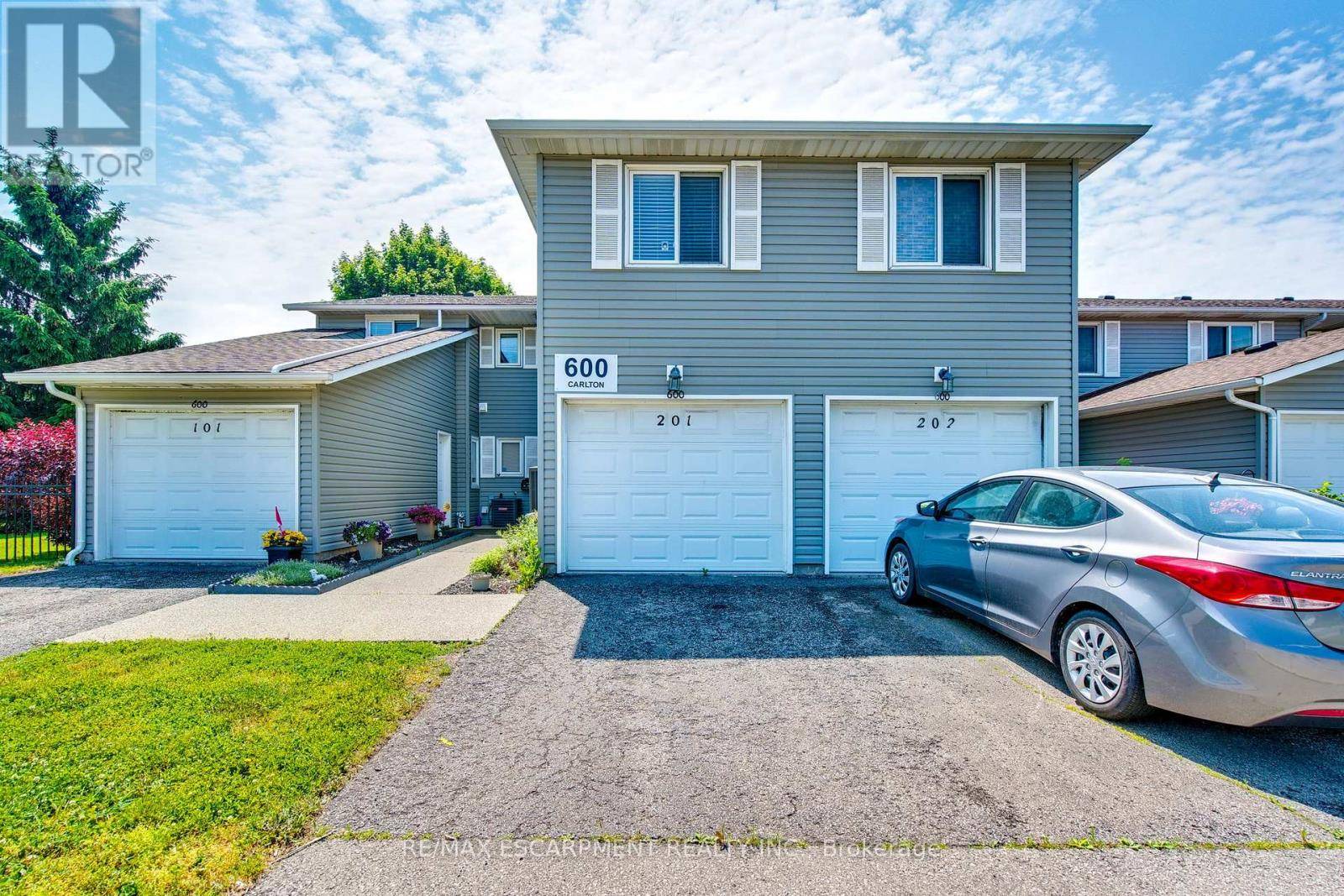 St. Catharines (carlton/bunting), ON L2M7V9,600 Carlton ST #201