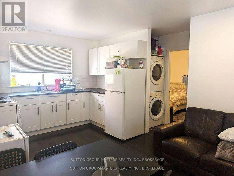 Kingston (central City East), ON K7L3S9,279 FRONTENAC STREET