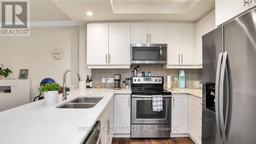London East (east F), ON N6A2S6,505 Talbot ST #1205