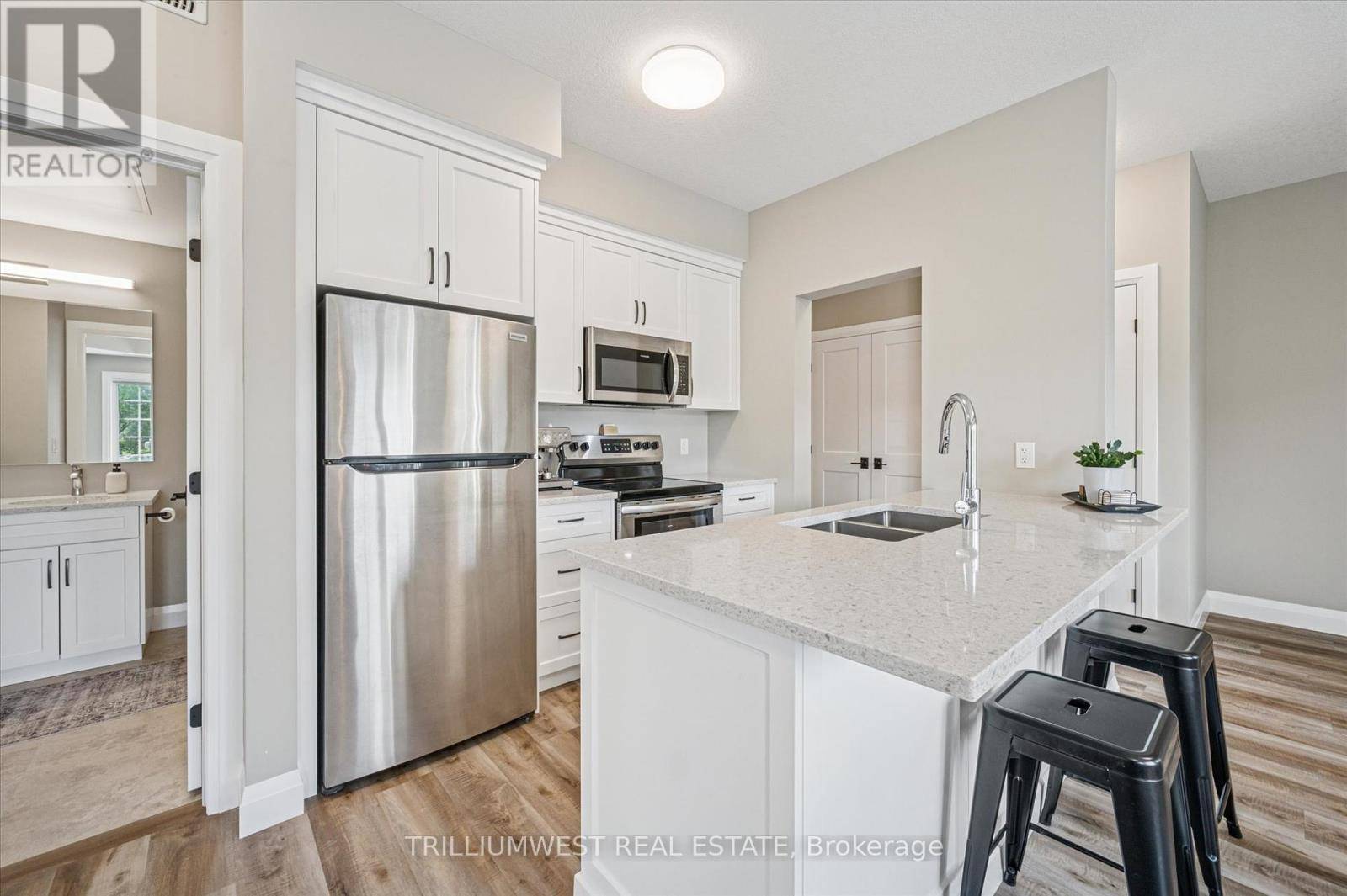 Perth East (milverton), ON N0K1M0,25 Murray CT #Unit #5