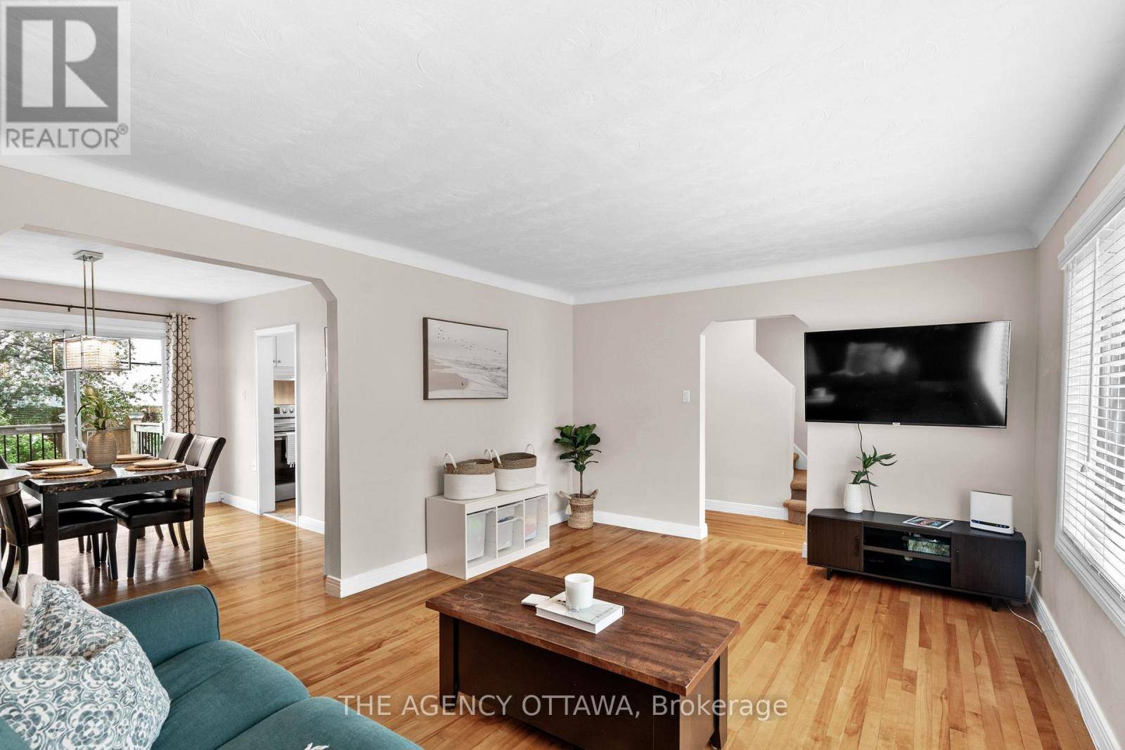 Ottawa, ON K1K1H8,659 ALESTHER STREET