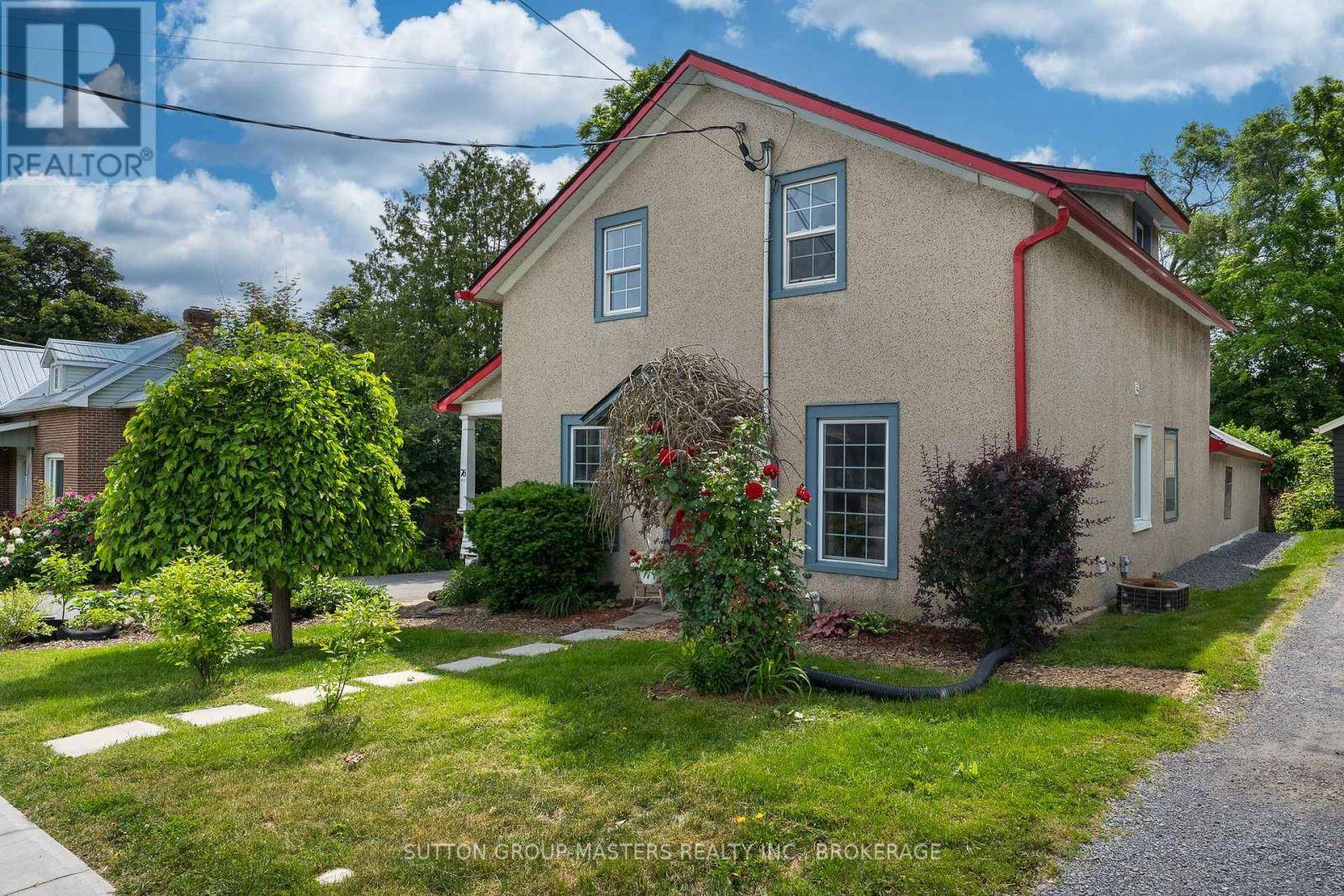 Greater Napanee (greater Napanee), ON K7R2C6,76 BRIDGE STREET W