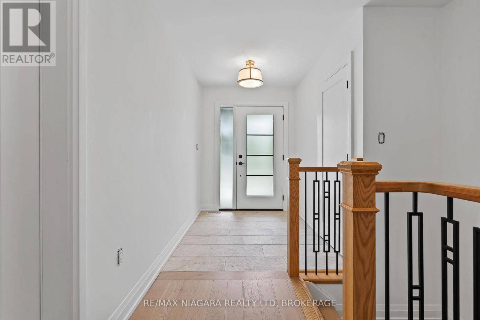 Fort Erie (crescent Park), ON L2A4R6,735 CRESCENT STREET