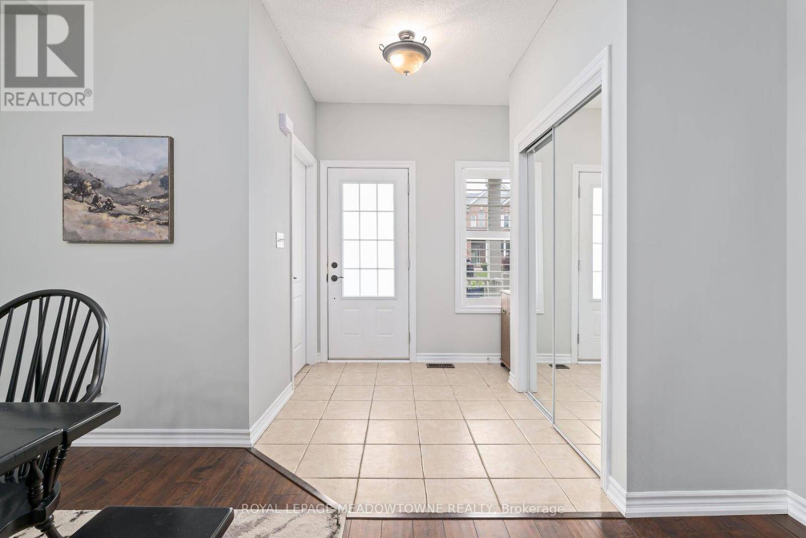 Hamilton (waterdown), ON L8B0N3,71 LUPO DRIVE